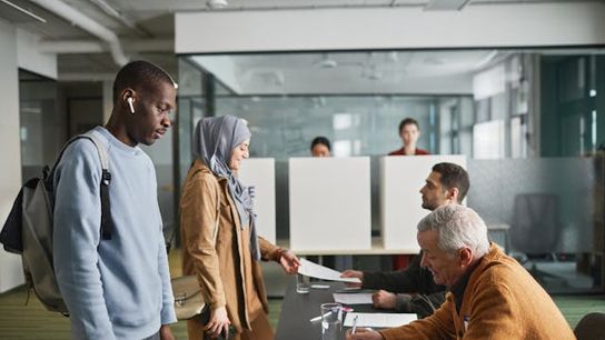 Florida Voter Registration Guide for Newcomers: Key Deadlines, Laws, and How to Participate in Voting (featured)